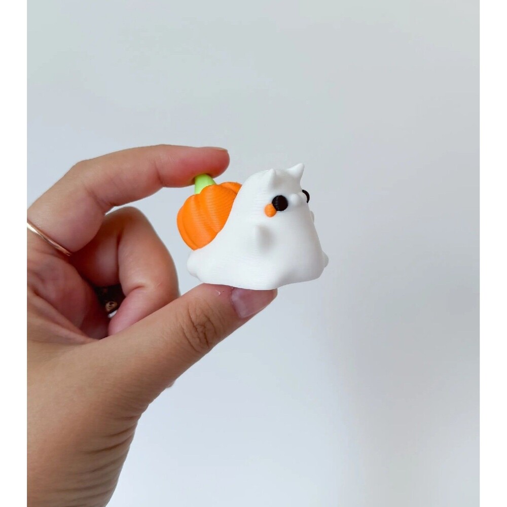 Ghosty Pumpkin Snail